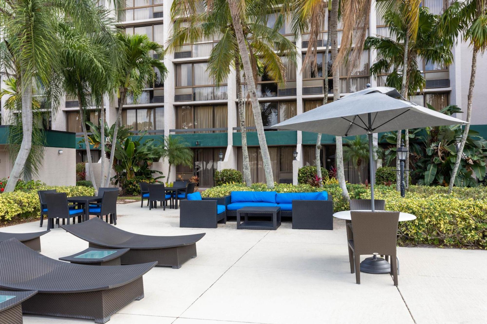 88 Palms Hotel & Event Center West Palm Beach Extérieur photo